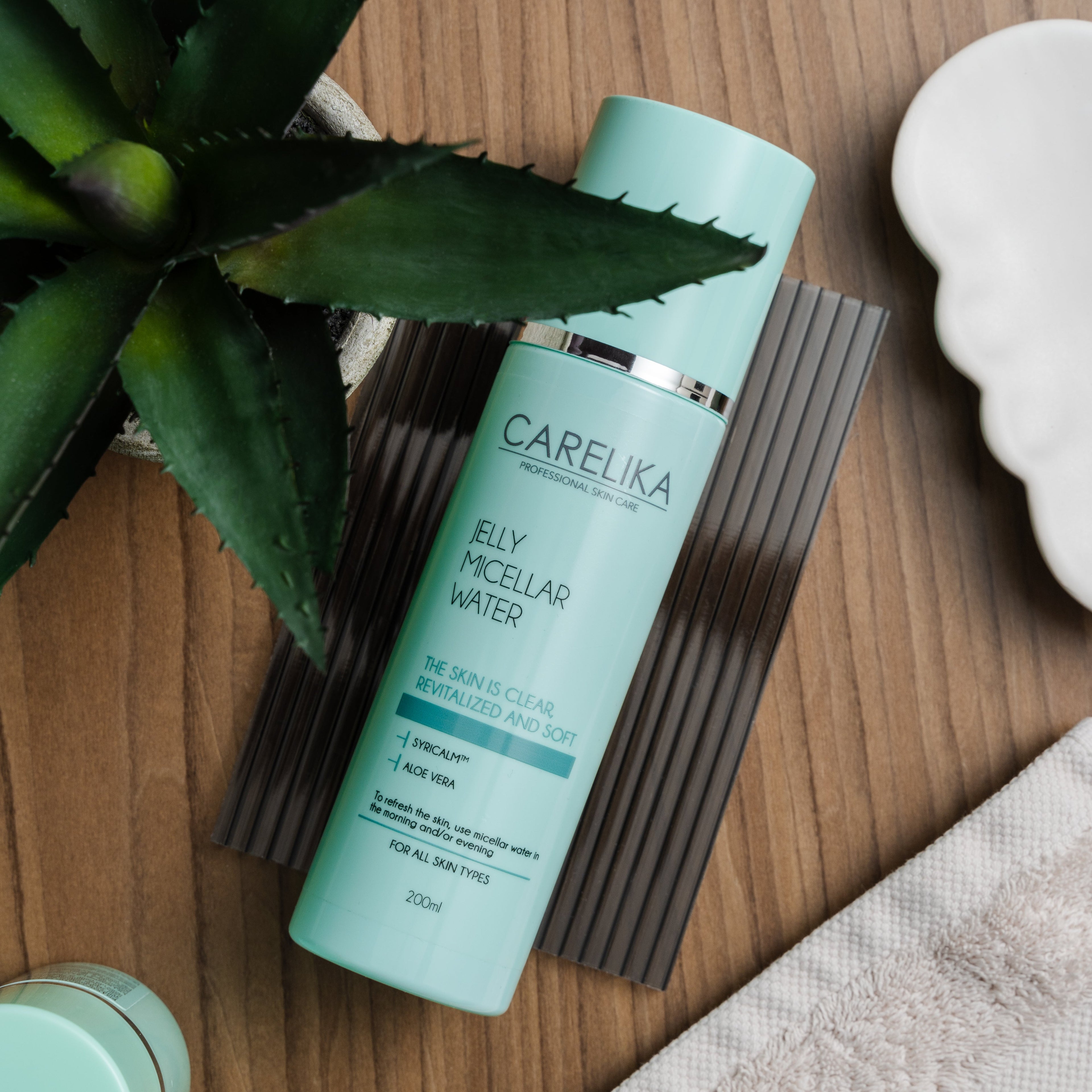 CARELIKA Jelly Micellar Cleansing Water (with Aloe)